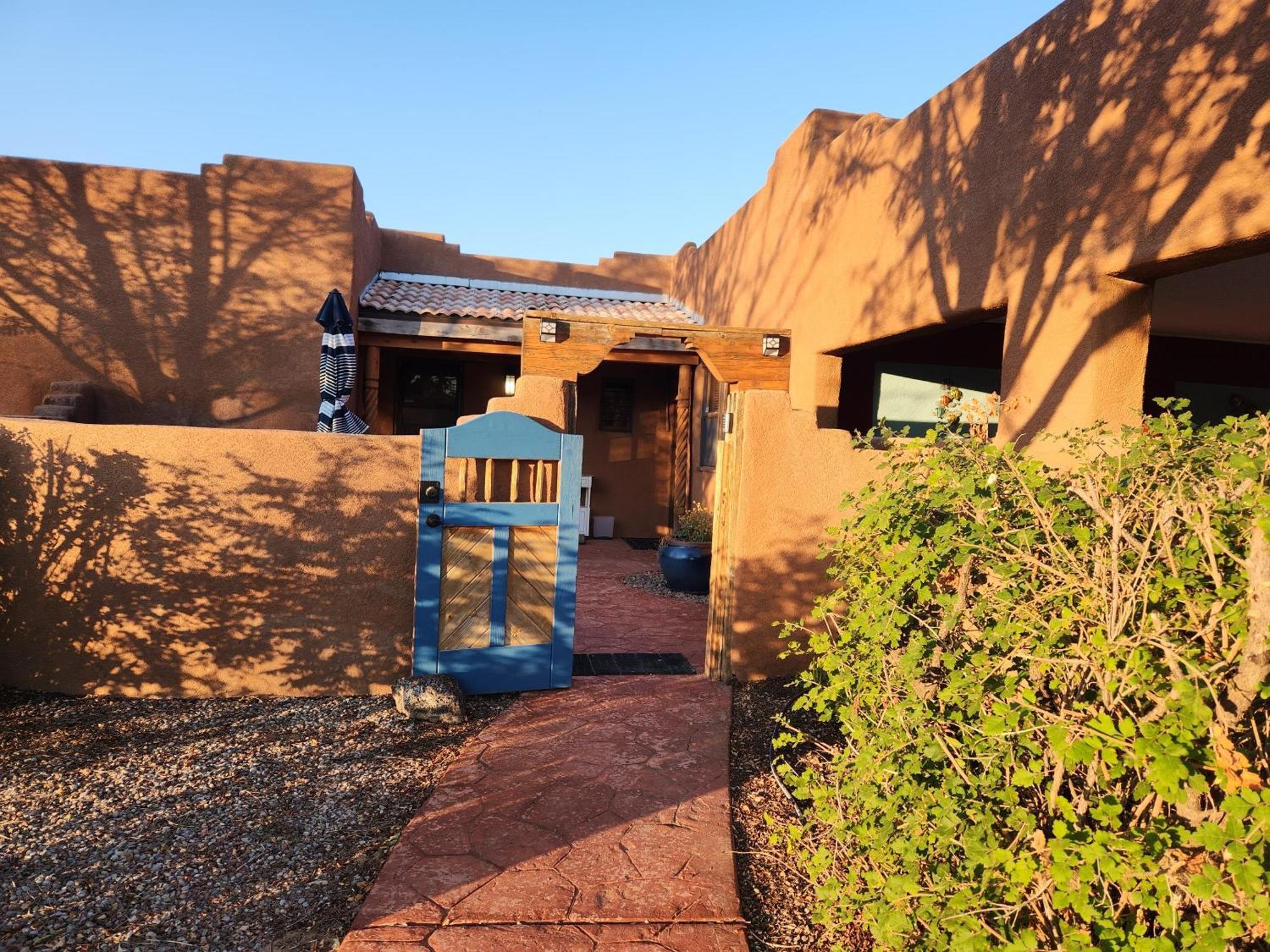 Red Mountain Manor Vineyard And Guesthouse Rio Rancho Luaran gambar